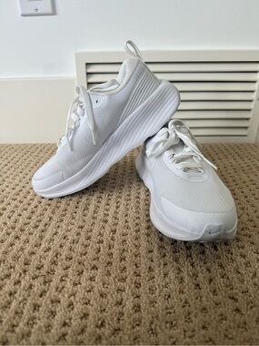 Nike All-White Lightweight Lace-Up Sneakers
